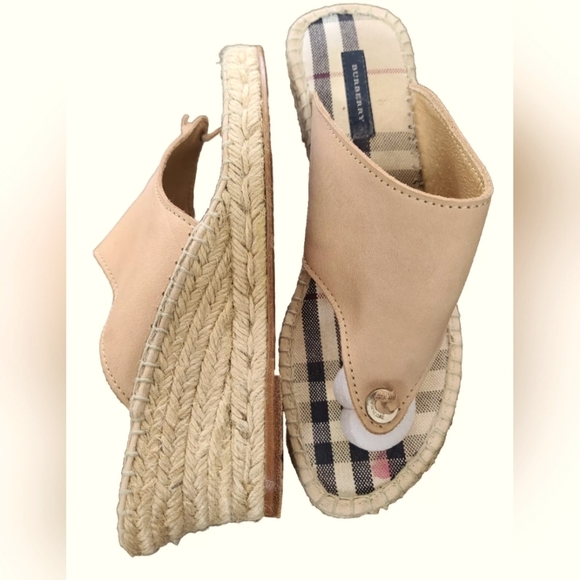 Burberry Tan Nova Check Wedge Sandal Espadrille EU 39 US 8 Summer Open toe Shoe - Picture 2 of 5